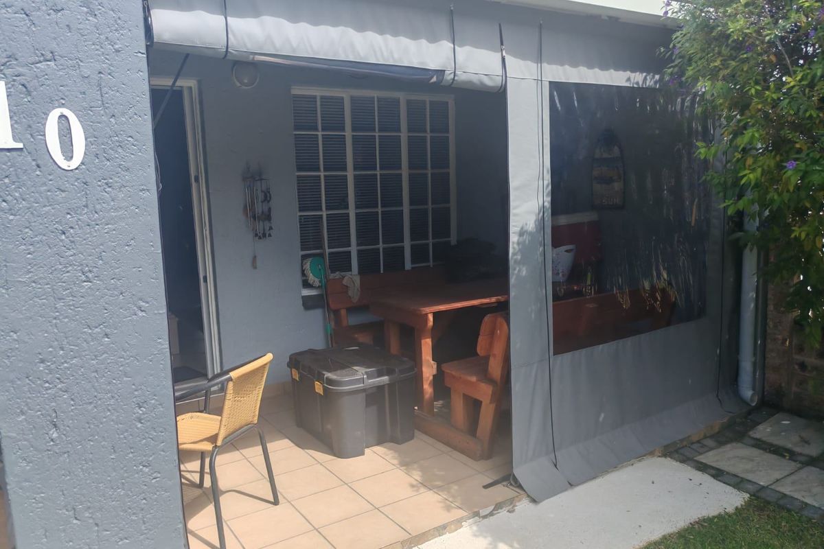 Townhouse For Sale In Boksburg - Photo 3