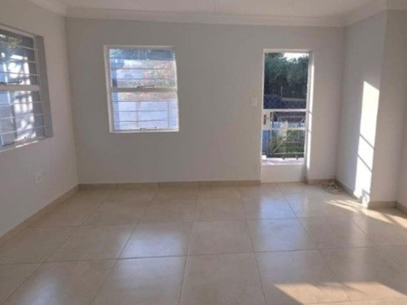 Townhouse For Sale In Roodepoort - Photo 8