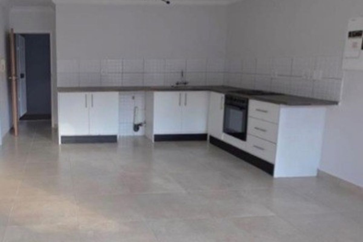 Townhouse For Sale In Roodepoort - Photo 4