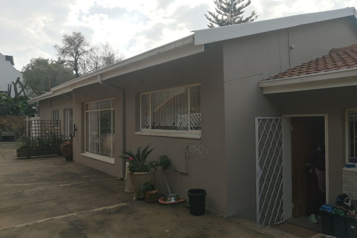 House For Sale In Johannesburg - Photo 3