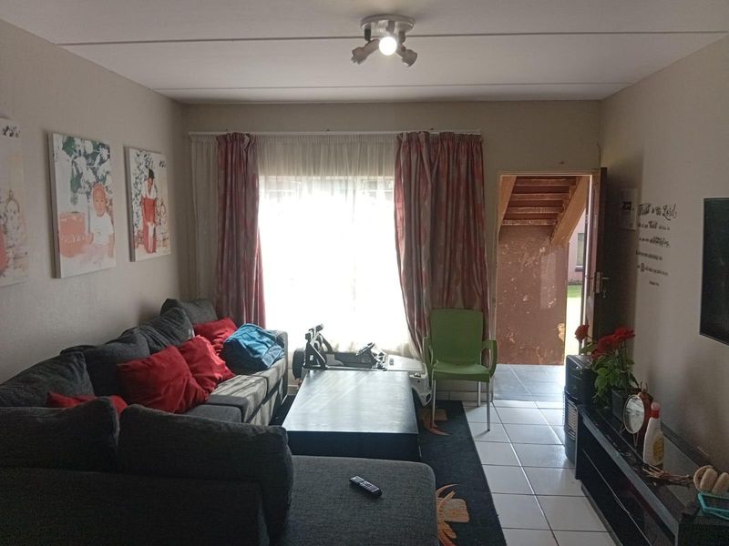 Apartment For Sale In Kempton Park - Photo 5