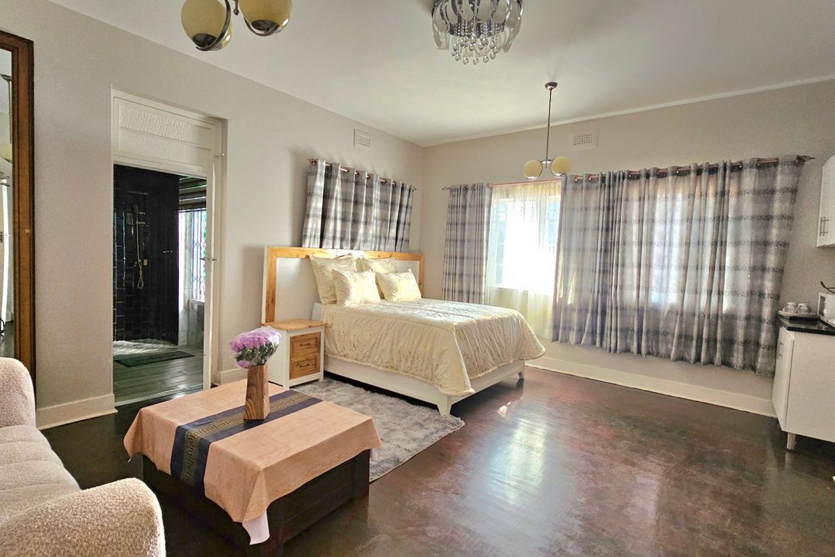 House For Sale In Johannesburg - Photo 5