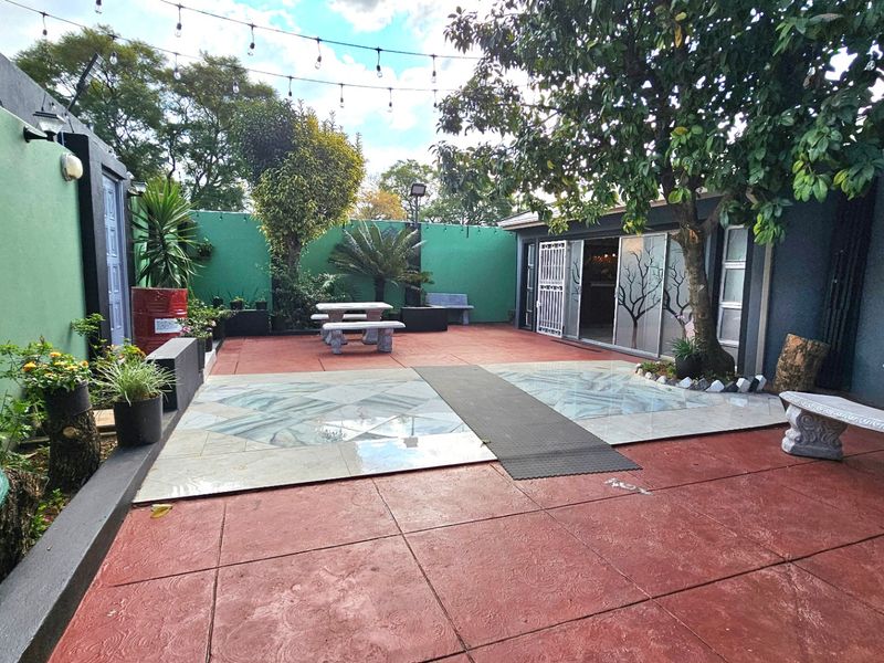 House For Sale In Johannesburg - Photo 4