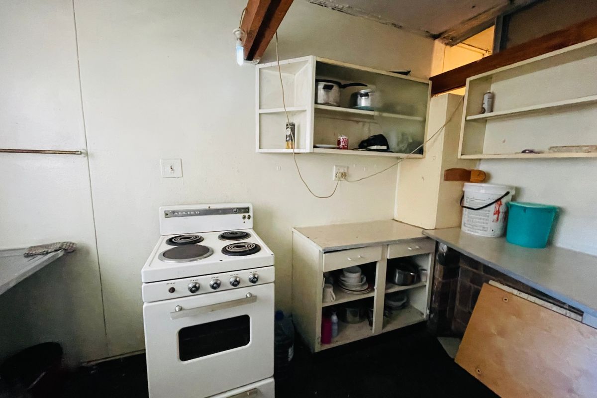 Apartment For Sale In Pretoria - Photo 5