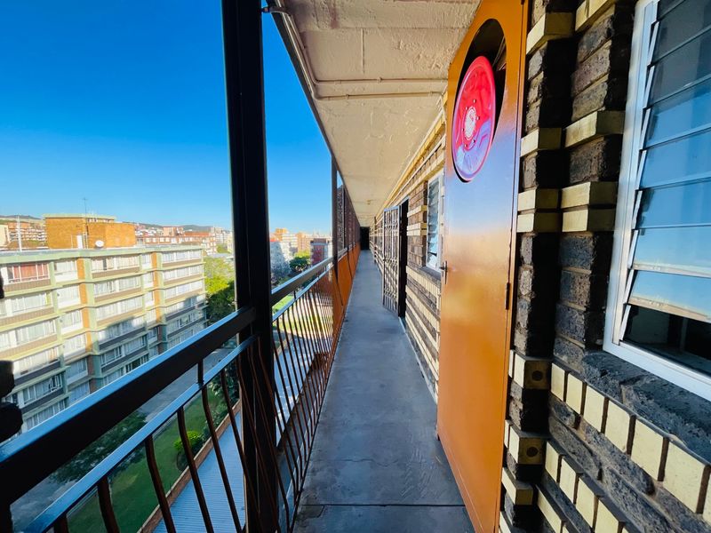 Apartment For Sale In Pretoria - Photo 3
