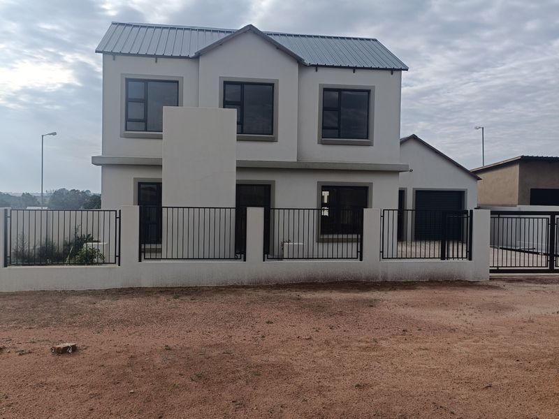 House For Sale In Rayton - Photo 2