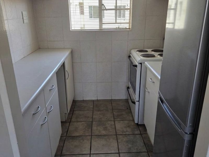 Apartment For Sale In Benoni - Photo 3