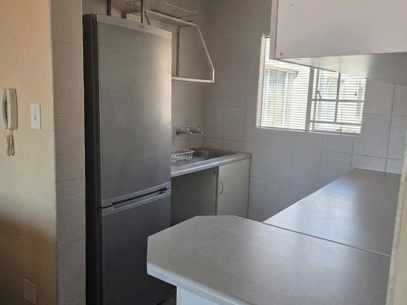 Apartment For Sale In Benoni - Photo 7