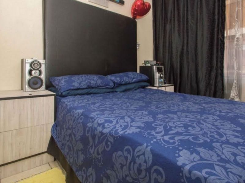 Apartment For Sale In Roodepoort - Photo 5
