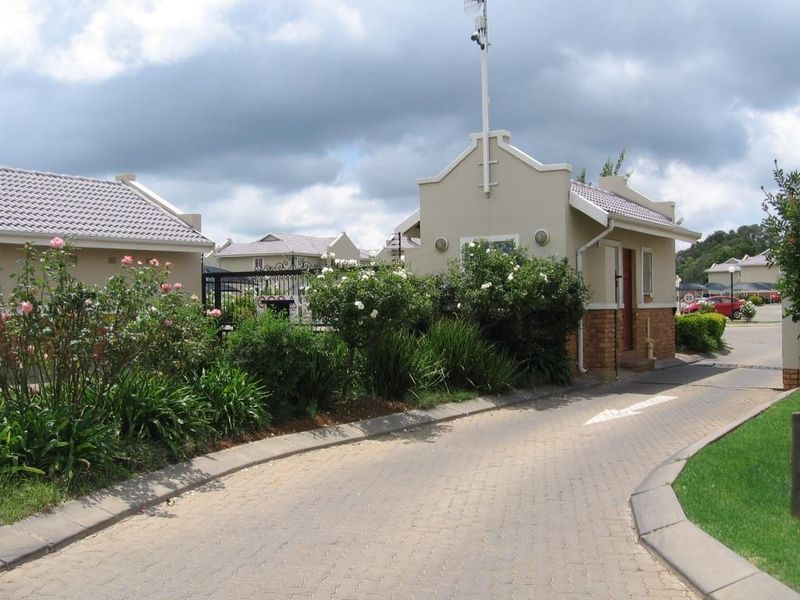 Apartment Rental Monthly In Benoni - Photo 1