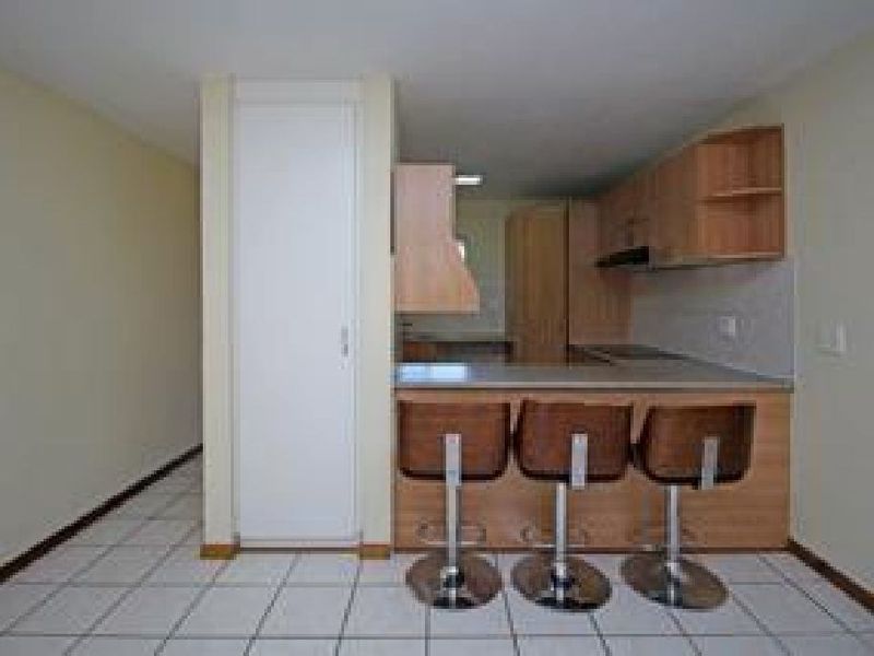 Apartment Rental Monthly In Benoni - Photo 5