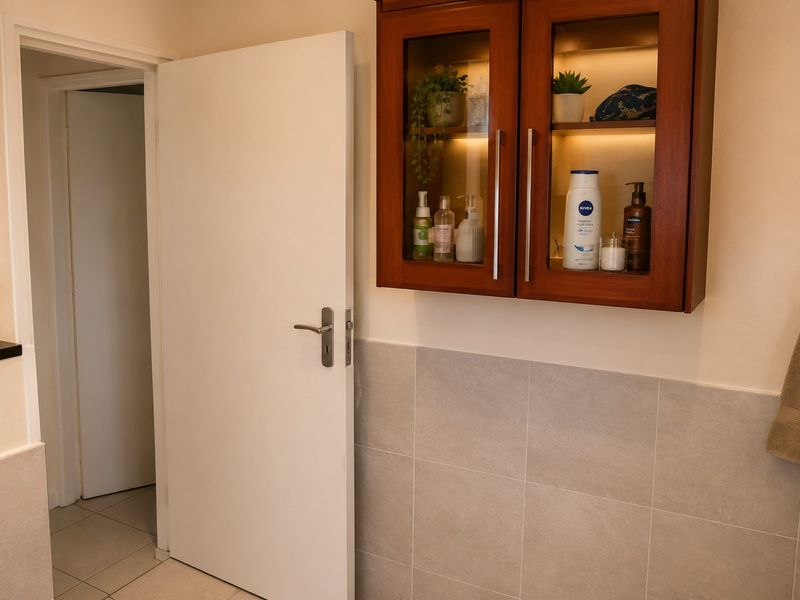 Townhouse For Sale In Akasia - Photo 10