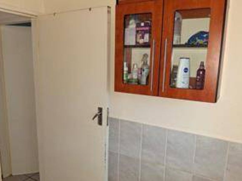 Townhouse For Sale In Akasia - Photo 10
