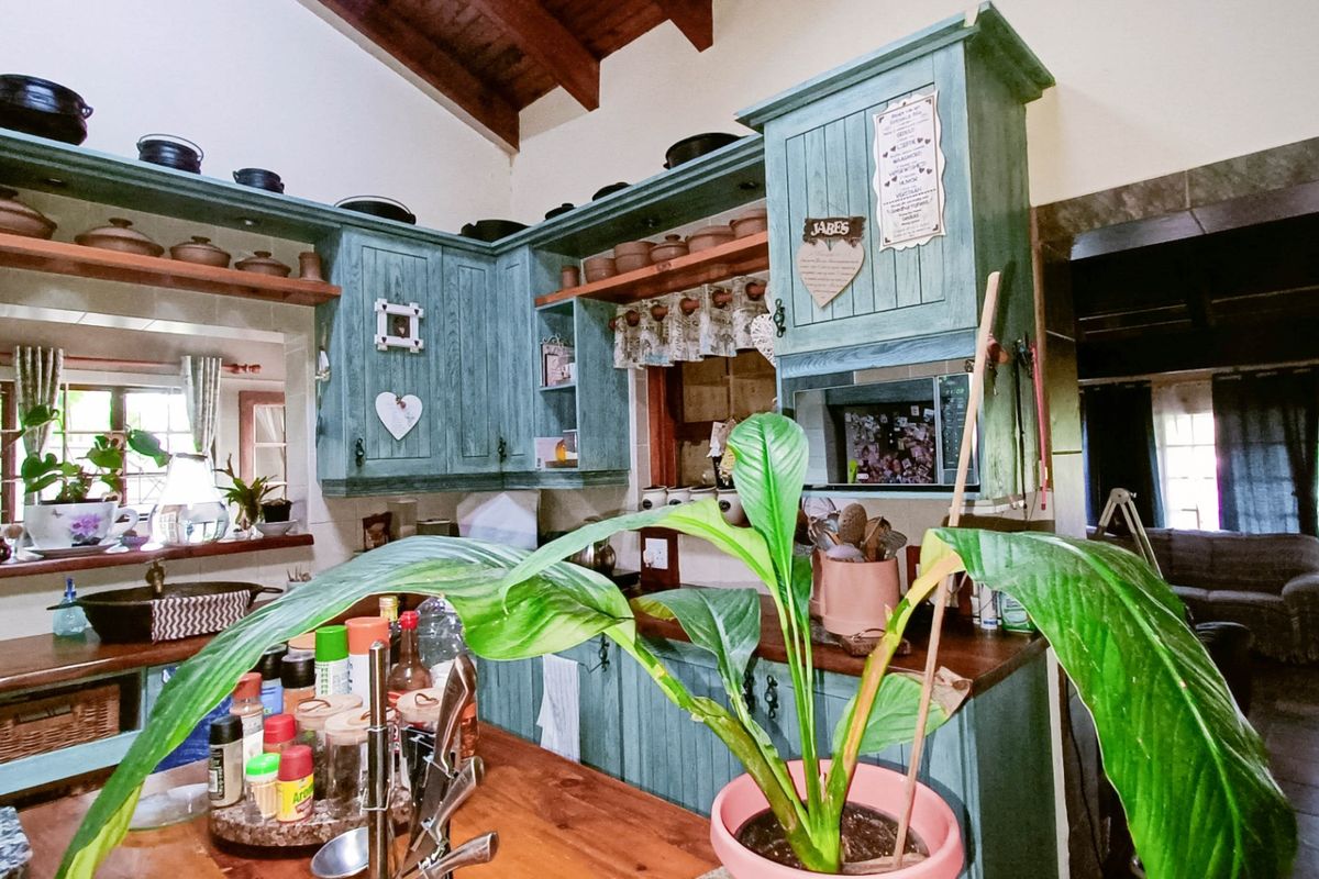 House For Sale In Margate - Photo 5