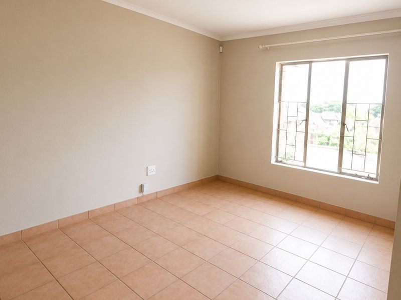 Apartment For Sale In Akasia - Photo 9