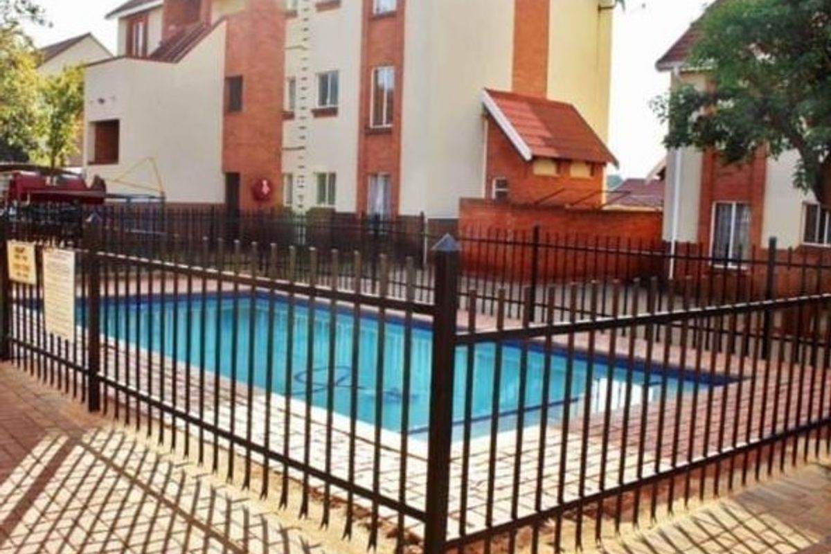 Apartment For Sale In Akasia - Photo 2