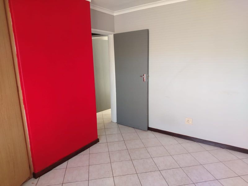 House For Sale In Akasia - Photo 10