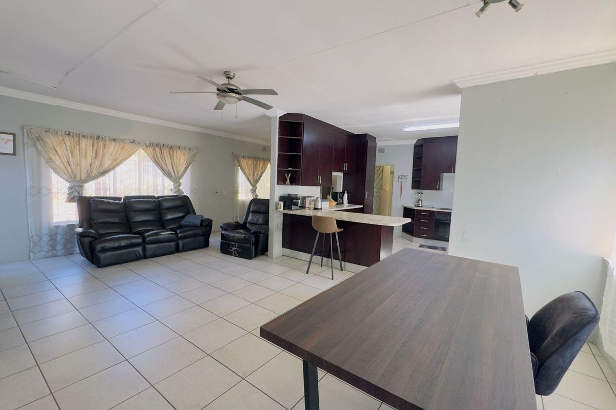 House For Sale In Pretoria - Photo 5