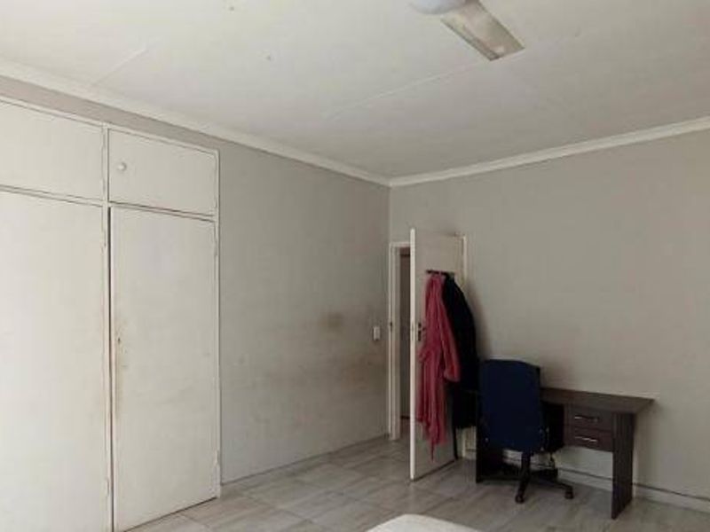 House For Sale In Germiston - Photo 3