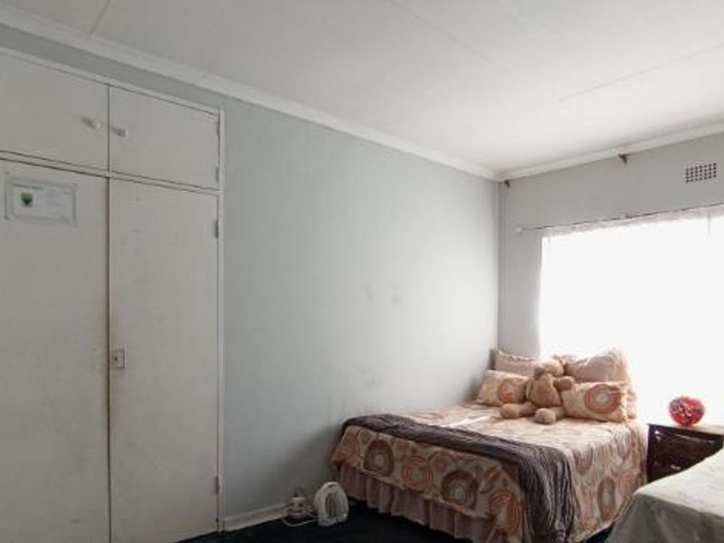House For Sale In Germiston - Photo 9