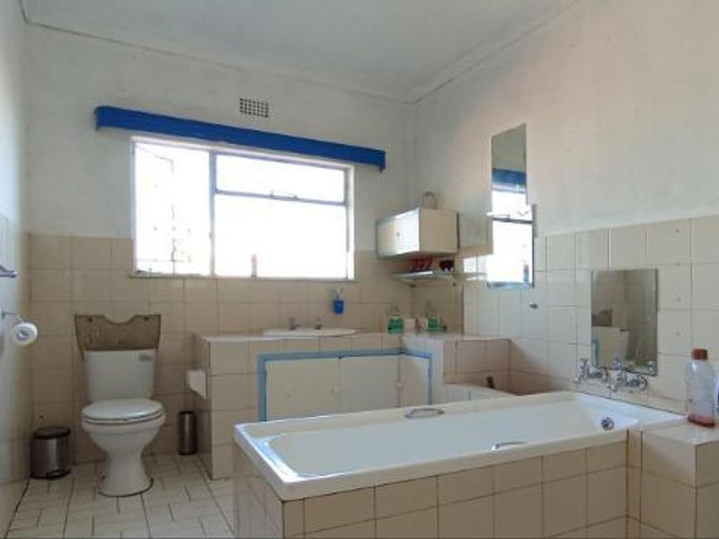 House For Sale In Germiston - Photo 8