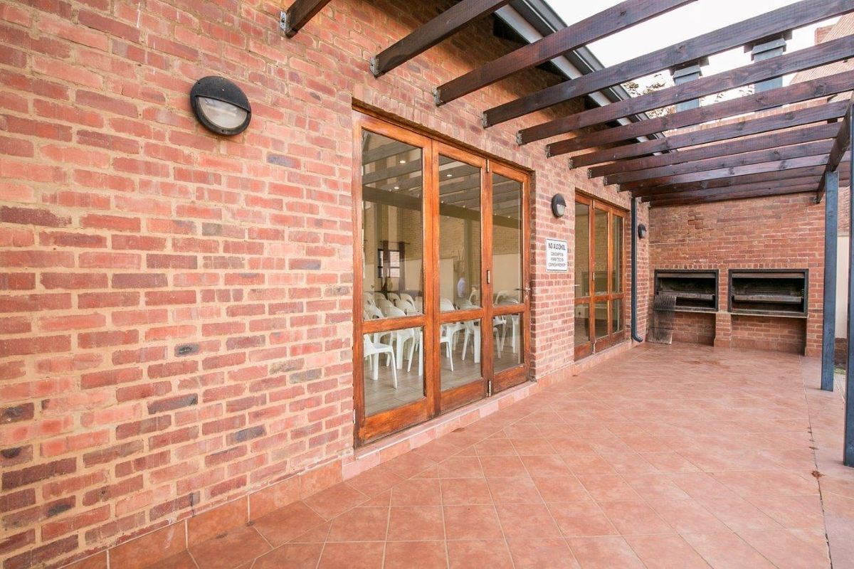 Apartment For Sale In Midrand - Photo 5