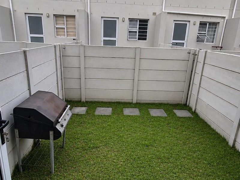 Townhouse For Sale In Blue Downs - Photo 3