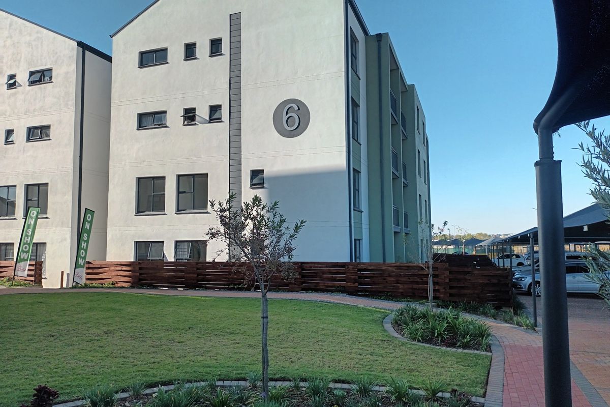 Apartment For Sale In Pretoria - Photo 4