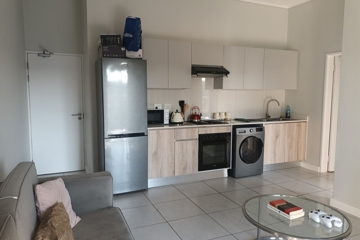 Apartment For Sale In Pretoria - Photo 5