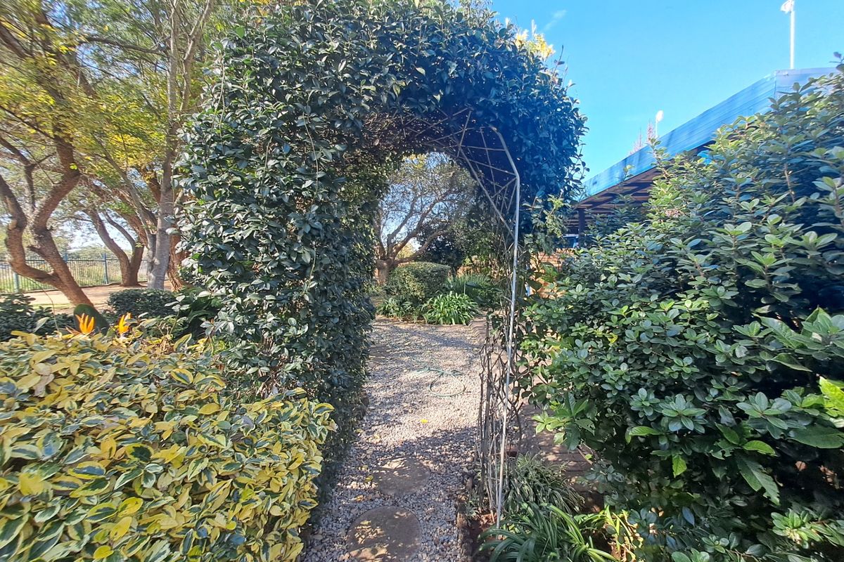 Townhouse For Sale In Polokwane - Photo 4
