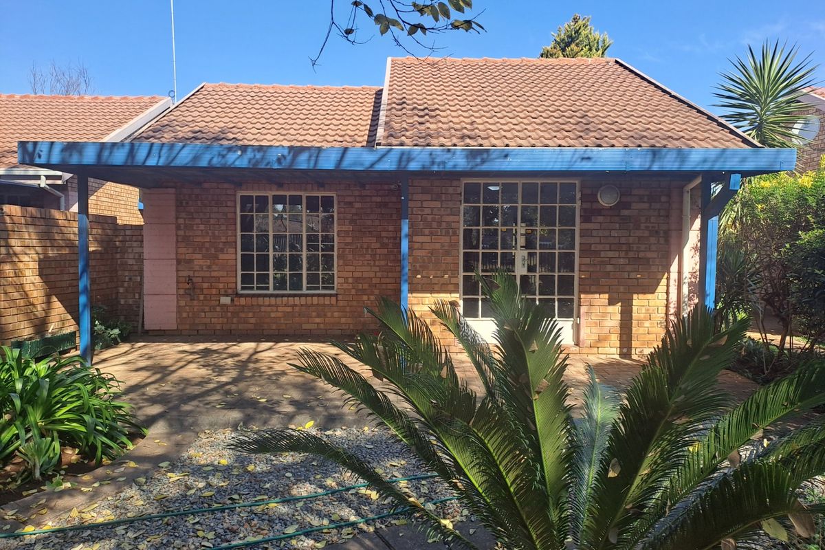 Townhouse For Sale In Polokwane - Photo 2