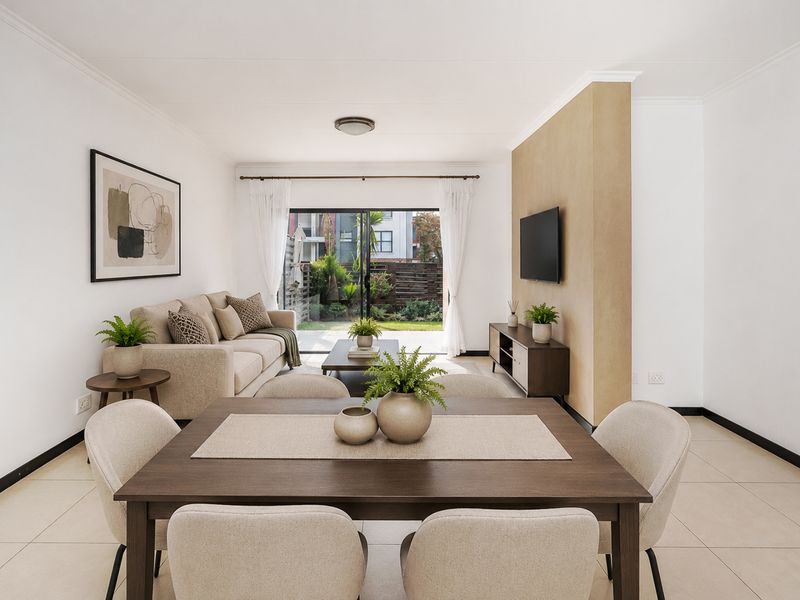 Apartment For Sale In Sandton - Photo 1