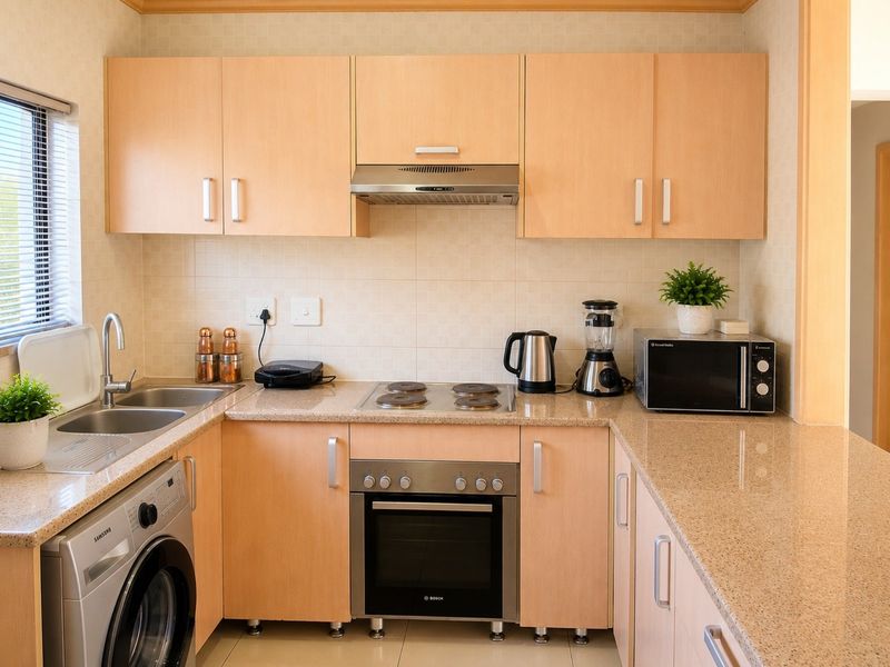Apartment Rental Monthly In Midrand - Photo 4