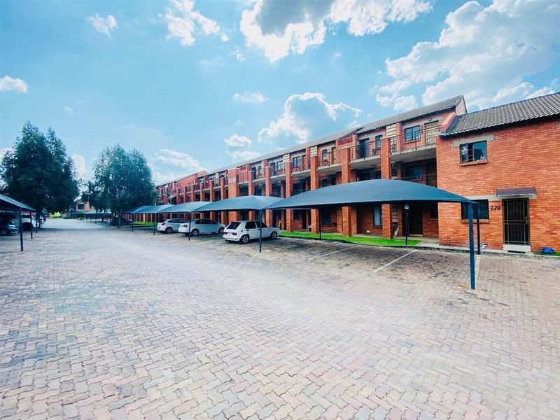Apartment Rental Monthly In Midrand - Photo 1