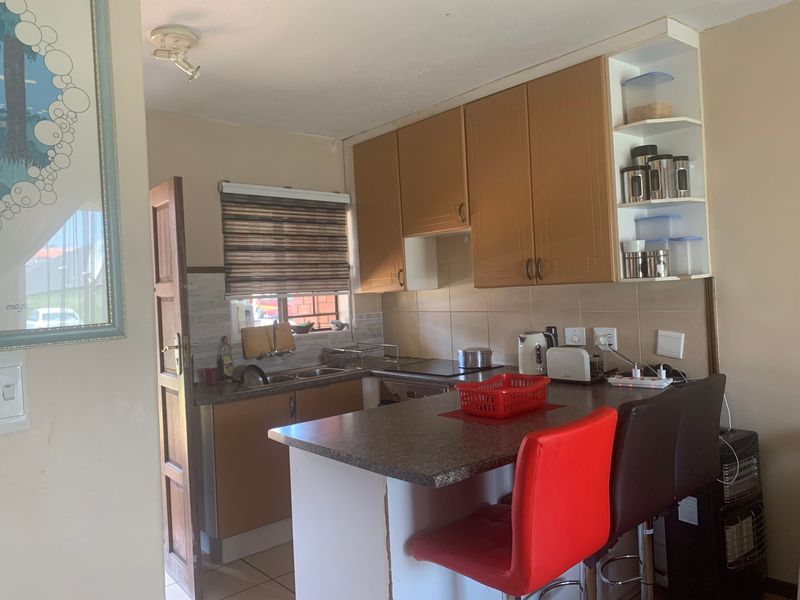 Apartment Rental Monthly In Midrand - Photo 6