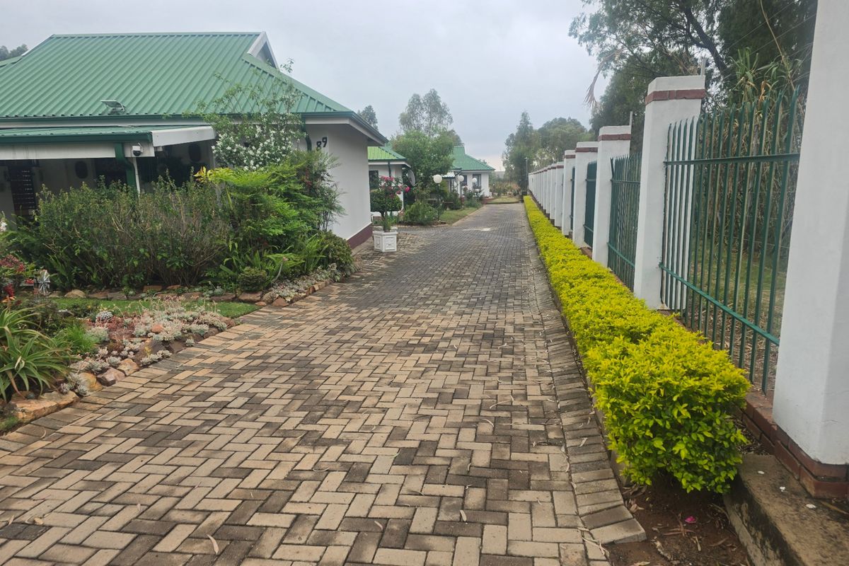 Townhouse For Sale In Cullinan - Photo 3