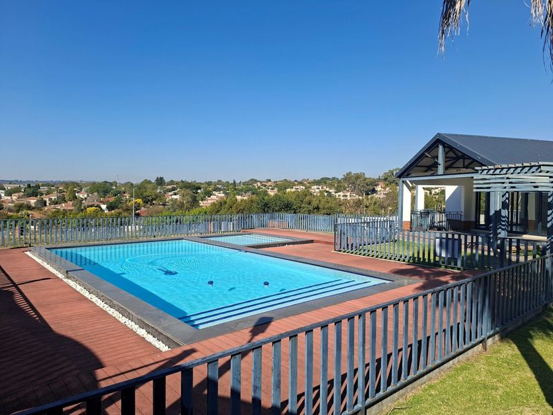 Apartment For Sale In Randburg - Photo 4