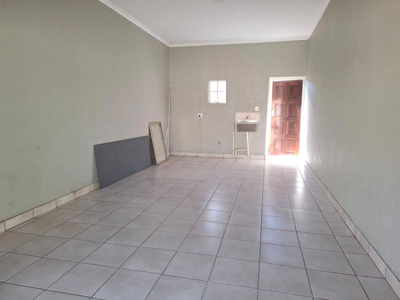 Townhouse For Sale In Polokwane - Photo 4