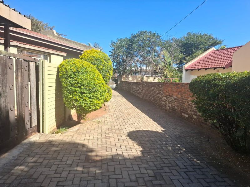 Townhouse For Sale In Polokwane - Photo 2
