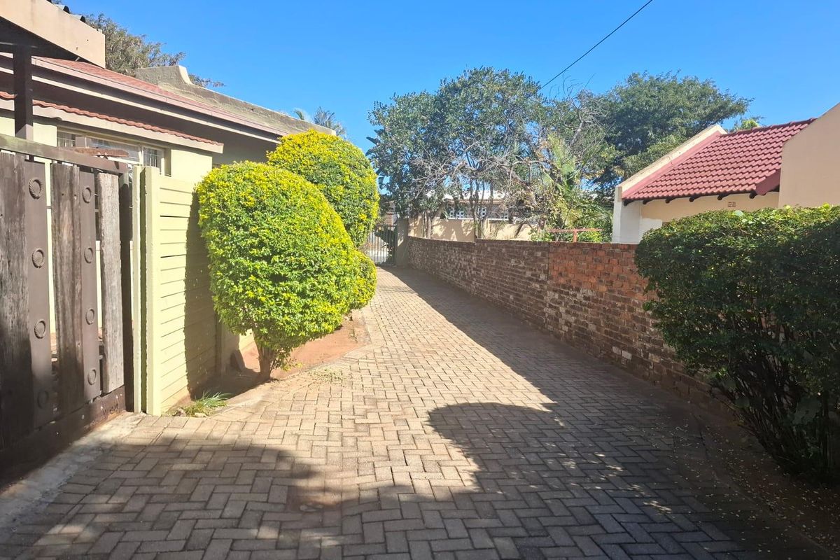 Townhouse For Sale In Polokwane - Photo 2