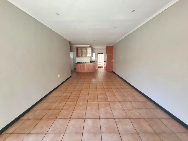 Townhouse For Sale In Polokwane - Photo 10