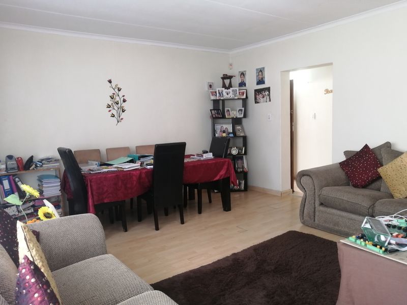 House For Sale In Johannesburg - Photo 9