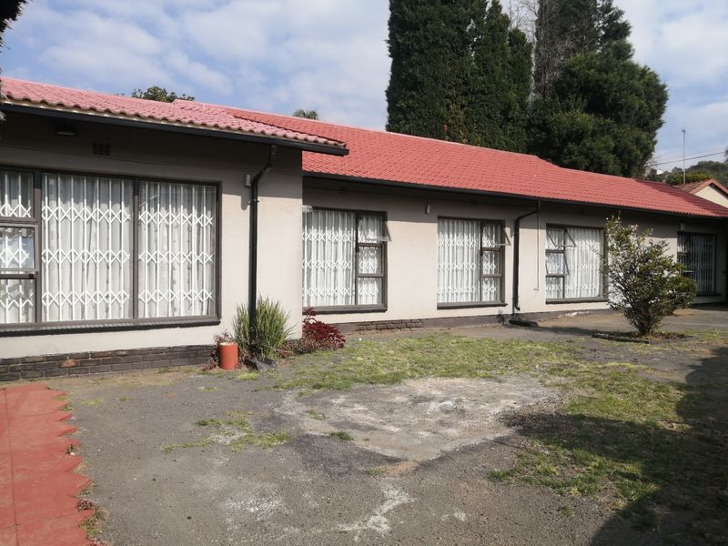 House For Sale In Johannesburg - Photo 3