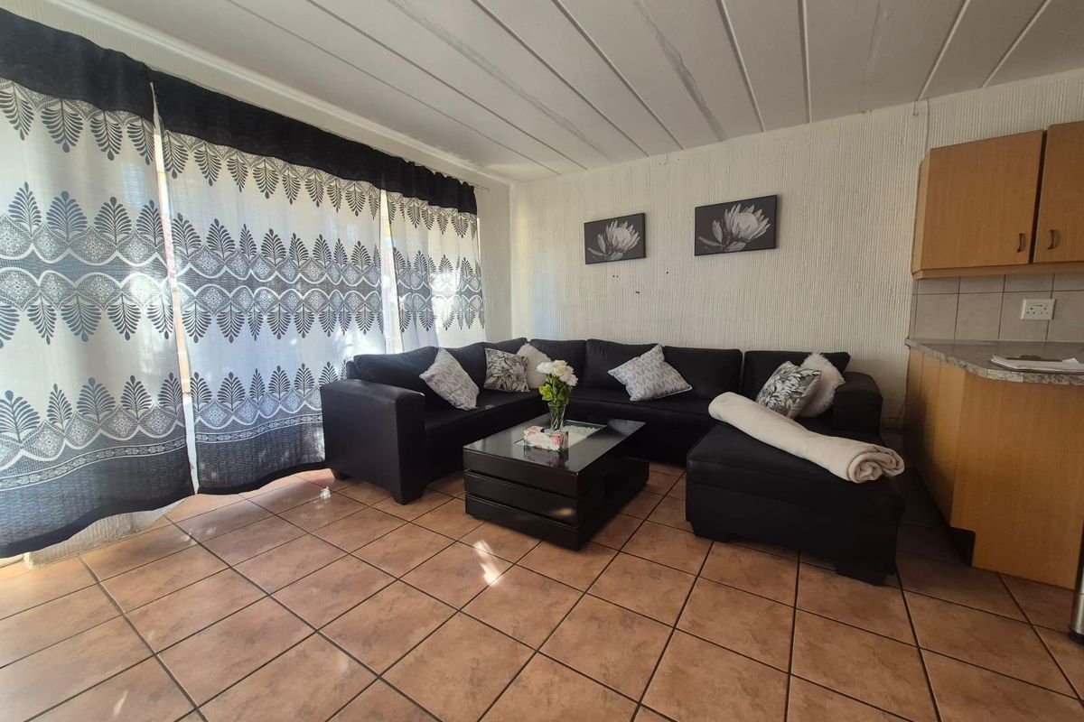 Townhouse For Sale In Kempton Park - Photo 5