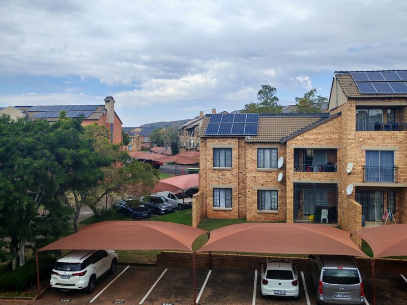 Apartment For Sale In Akasia - Photo 1