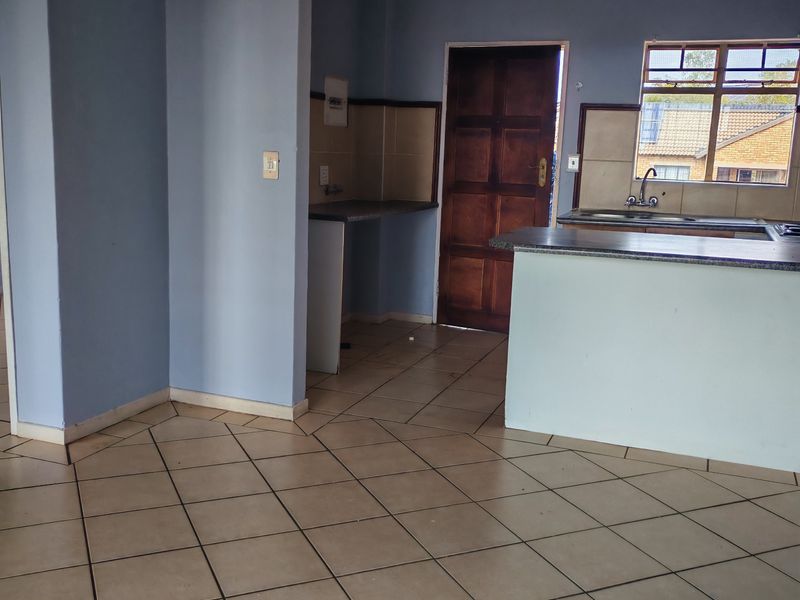 Apartment For Sale In Akasia - Photo 9