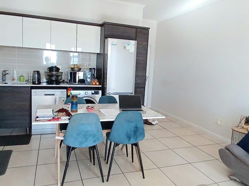 Apartment For Sale In Edenvale - Photo 3