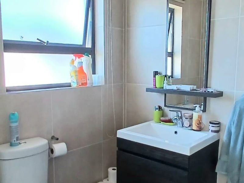 Apartment For Sale In Edenvale - Photo 9