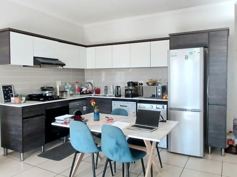 Apartment For Sale In Edenvale - Photo 5