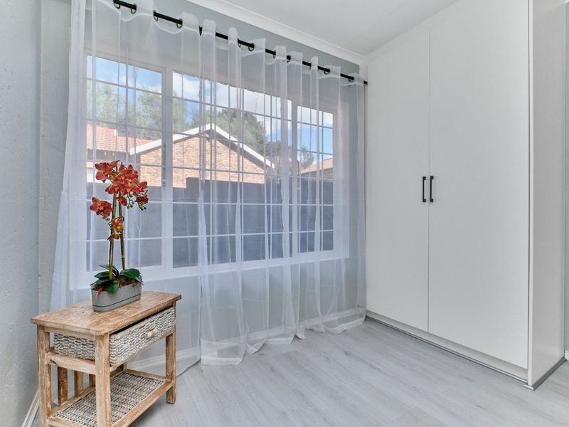 Townhouse For Sale In Roodepoort - Photo 6